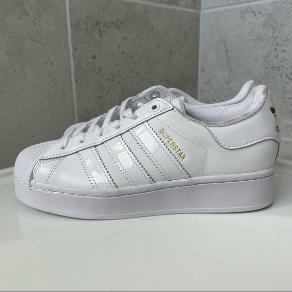 SOLD Adidas Women's Superstar Bold Sneaker Size 5.5 - Picture 7 of 15